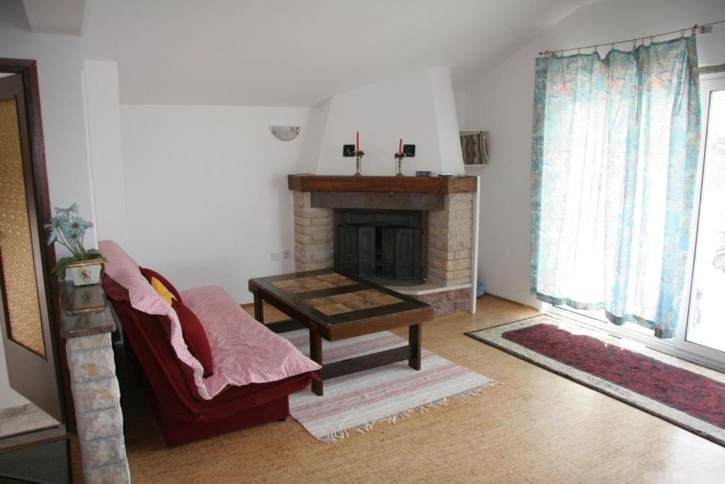 Apartment In Kukljica With Sea View, Terrace, Air Conditioning, Wi-Fi Екстериор снимка