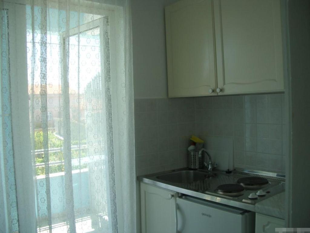 Apartment In Kukljica With Sea View, Terrace, Air Conditioning, Wi-Fi Екстериор снимка